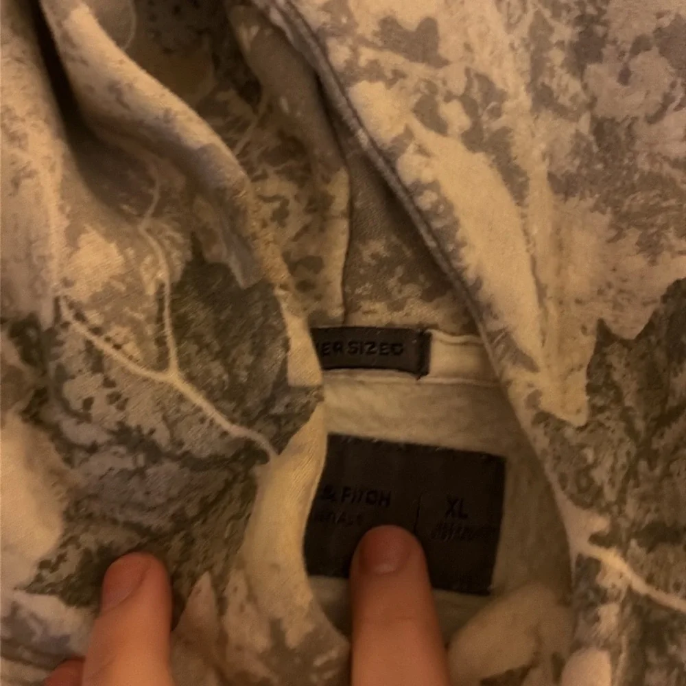 ABERCROMBIE CAMO HOODIE - Picture 3 of 5